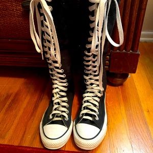 Converse tall boot shoes with zipper. Over calf. Very cute! 4 mens = 6 women